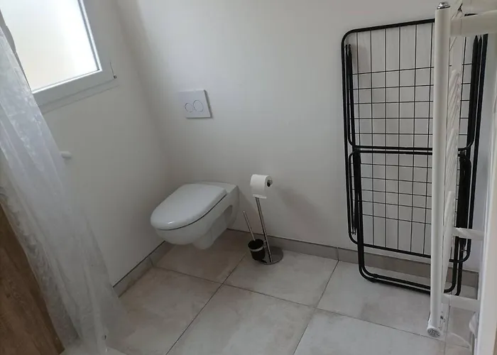 La Maisonnette Aux Volets Bleus Appartement