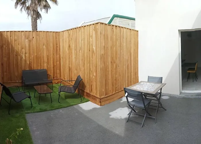 La Maisonnette Aux Volets Bleus * Brétignolles-sur-Mer